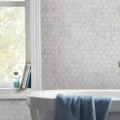 Lifeproof Carrara 10 in. x 12 in. x 6.35mm Ceramic Hexagon Mosaic Floor and Wall Tile (9.72 sq. ft./Case) -Lamix Shop carrara lifeproof ceramic tile lp5015hexhd1p2 40 1000 1